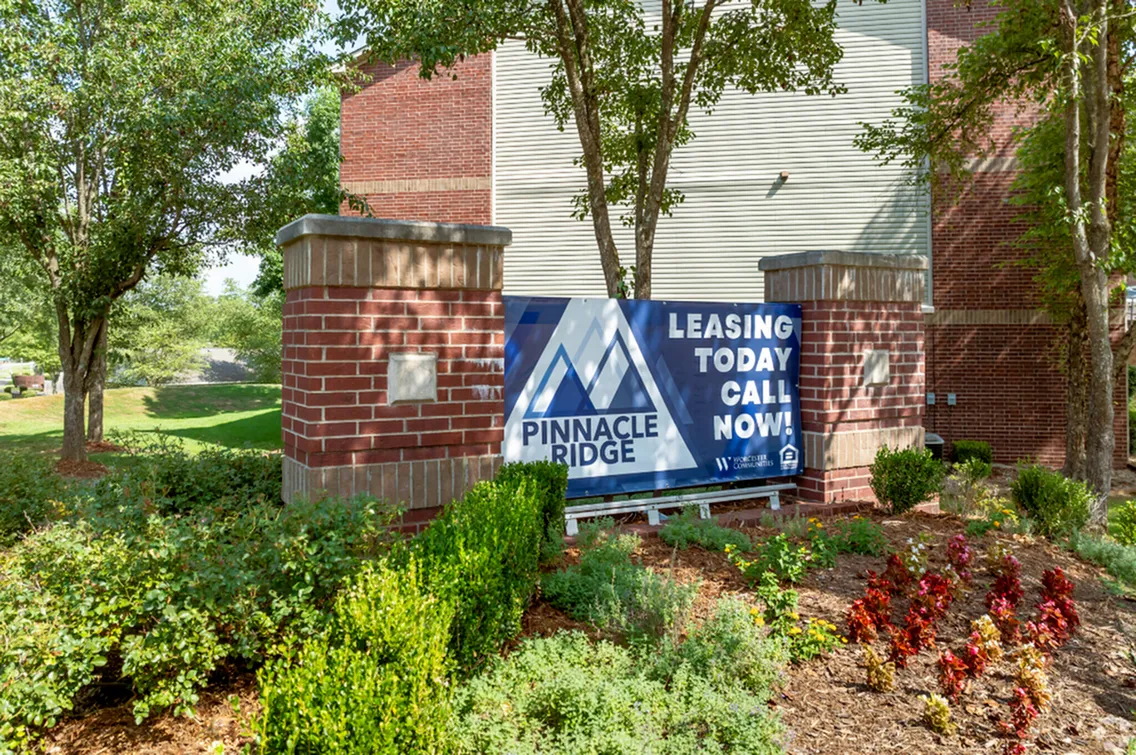 View Photos & Take A Virtual Tour Pinnacle Ridge Apartments