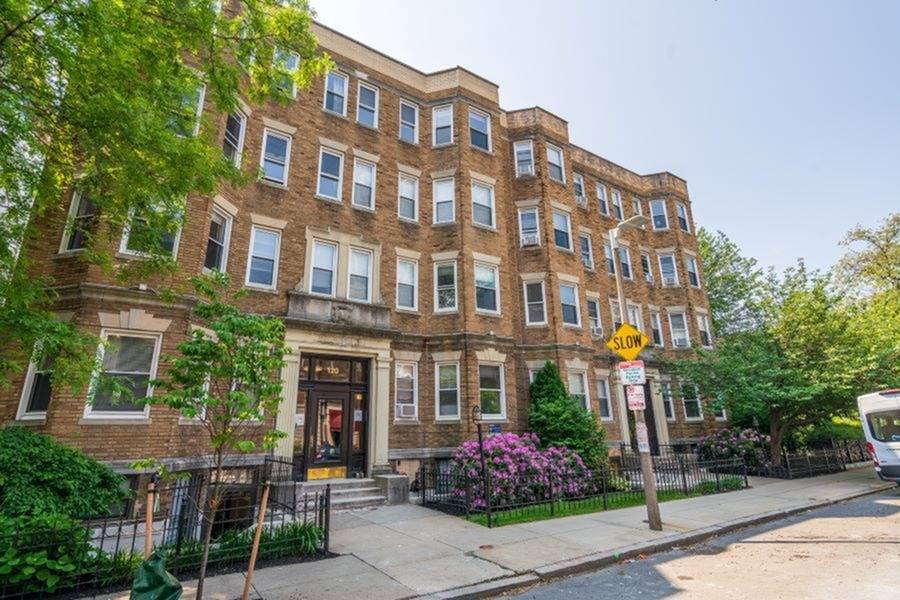 120-124 Peterborough St Exterior