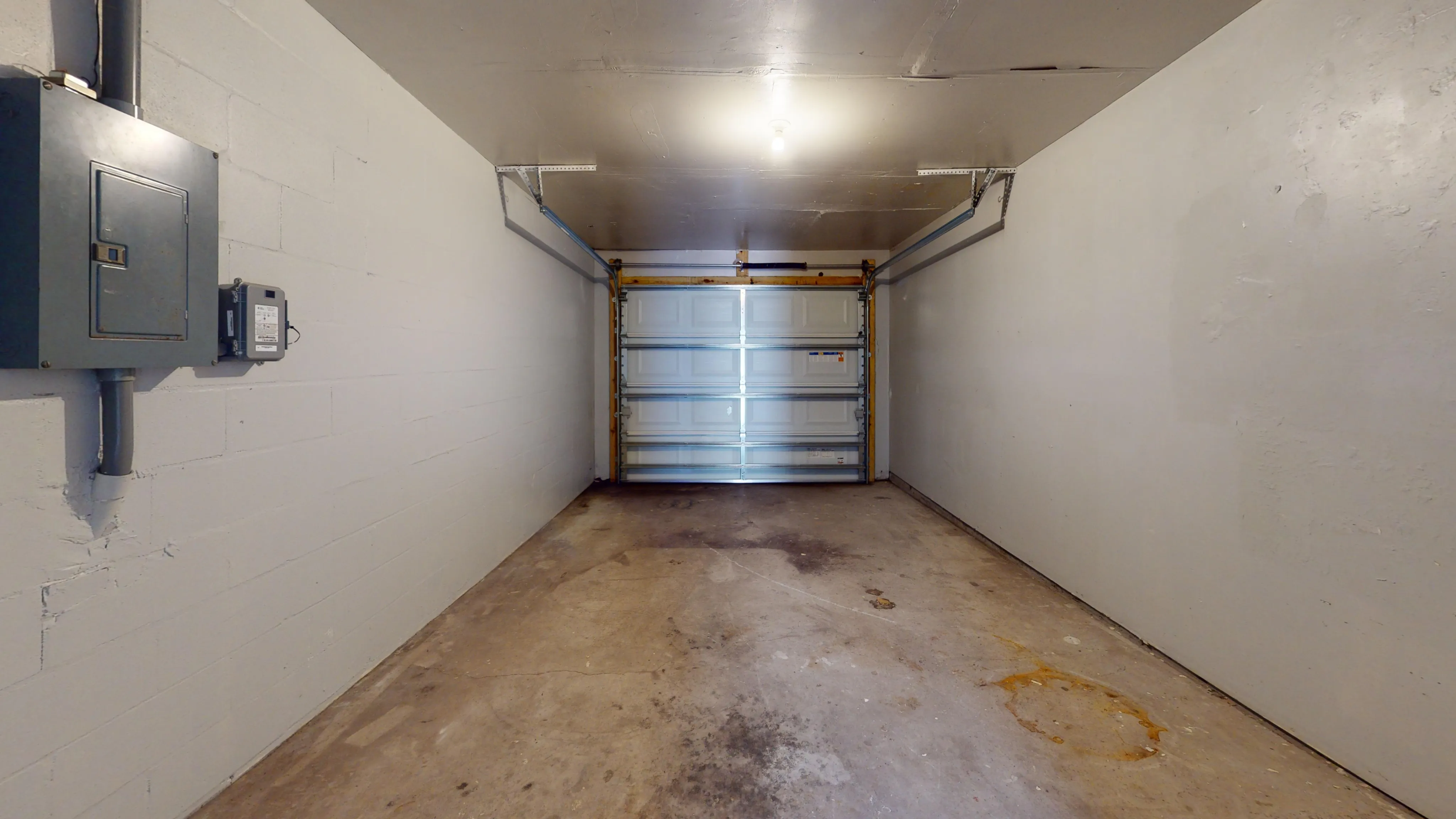 Unit Garage