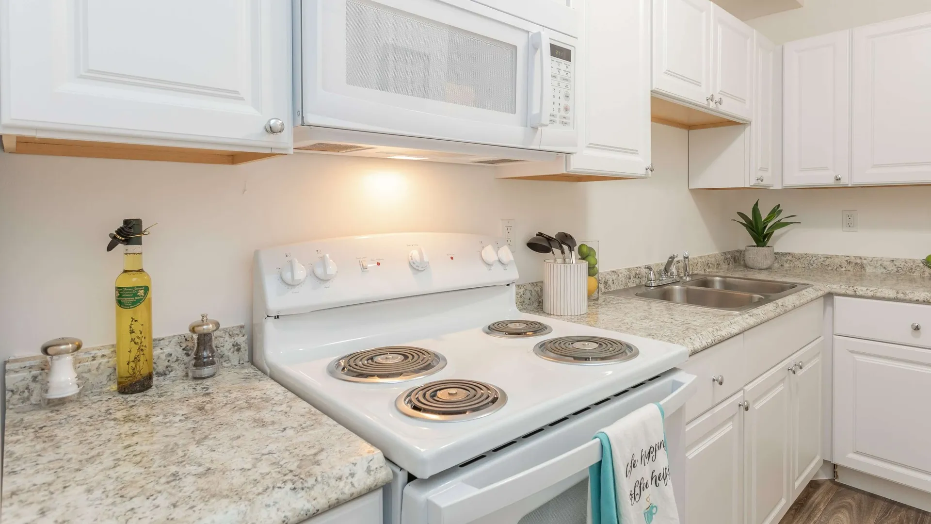 Resfay_Kitchen