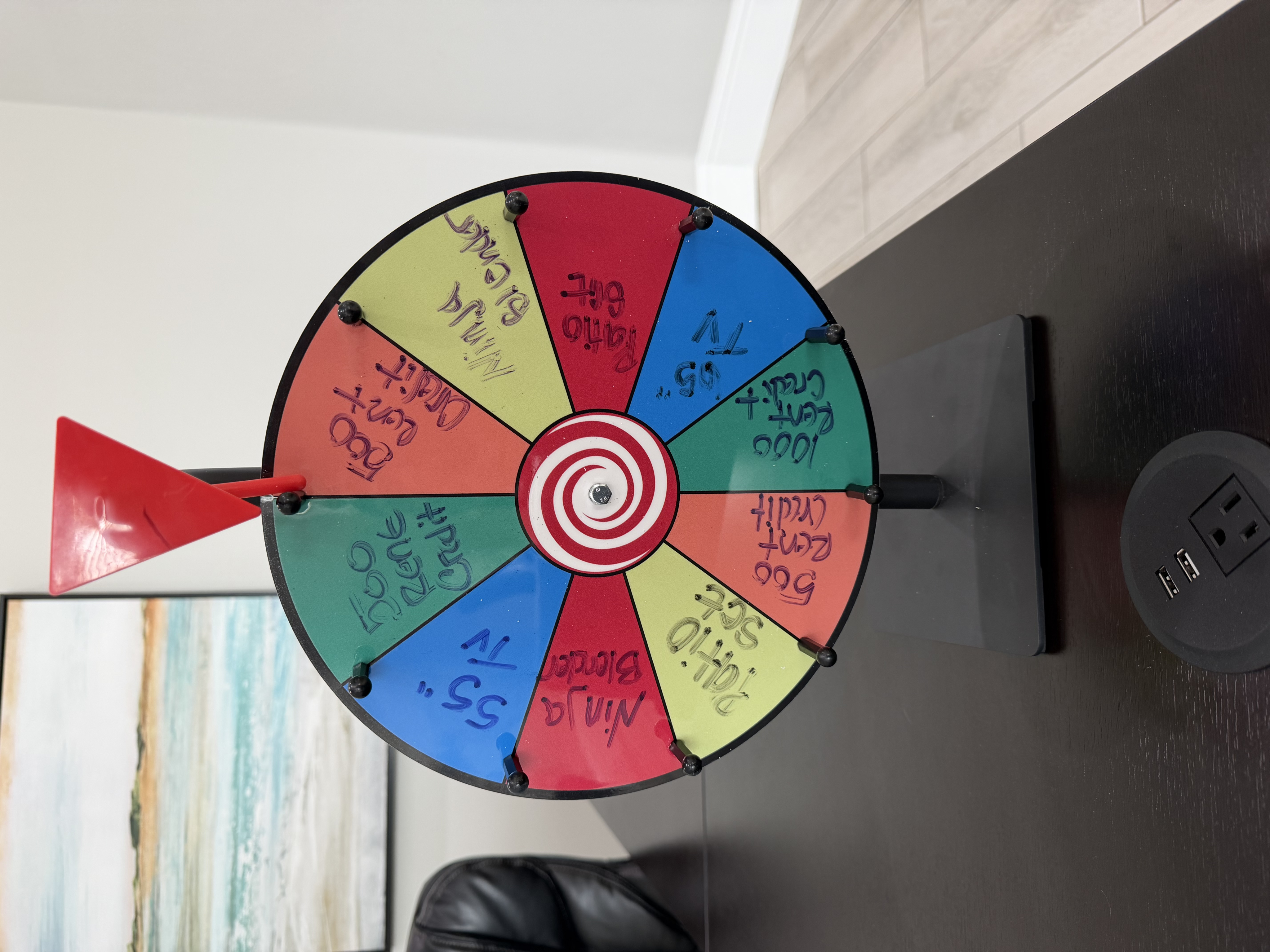March Move-in Madness: Spin to Win at Longfellow Arms-image