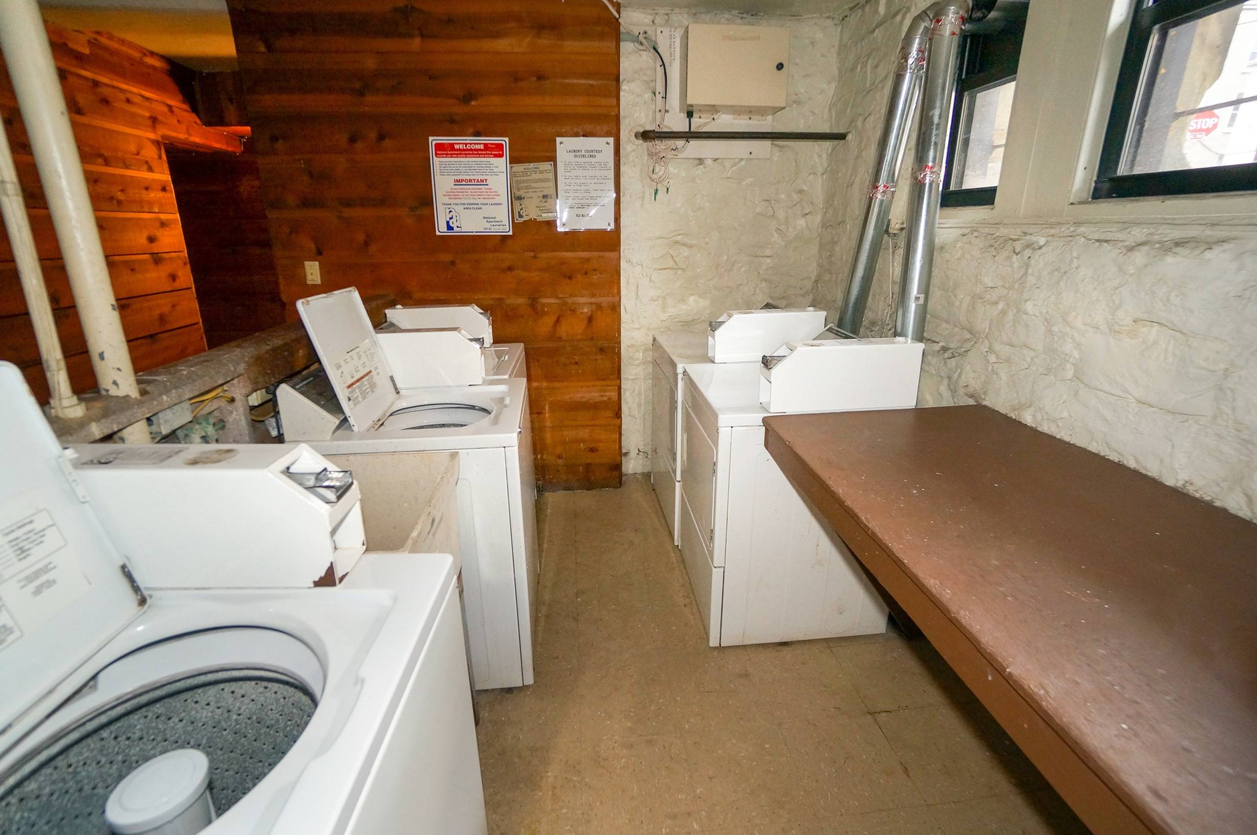 1 2 Bed Apartments Check Availability Lionhead