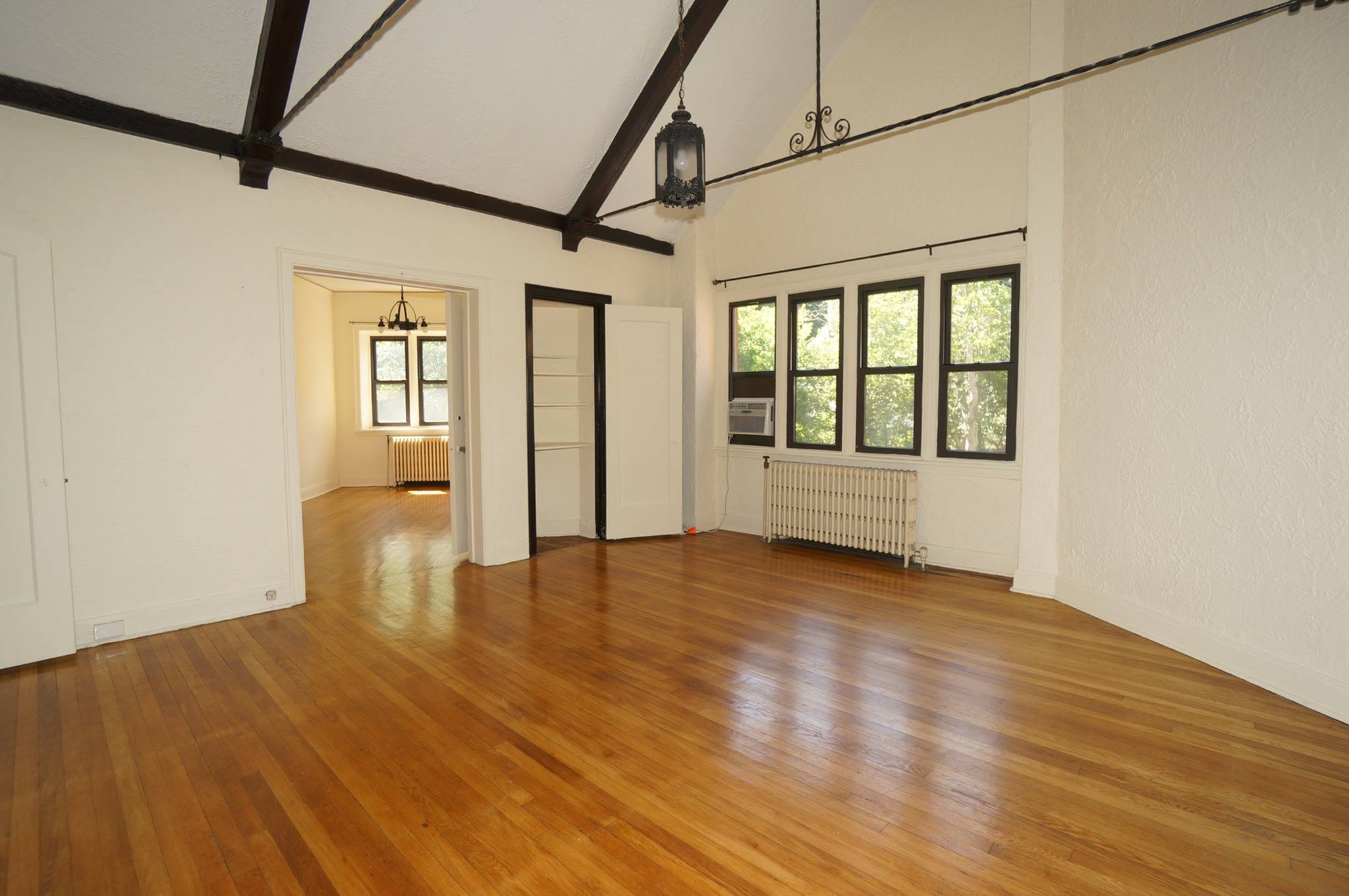 Naka 1 Bed Apartment The Schenley Arms