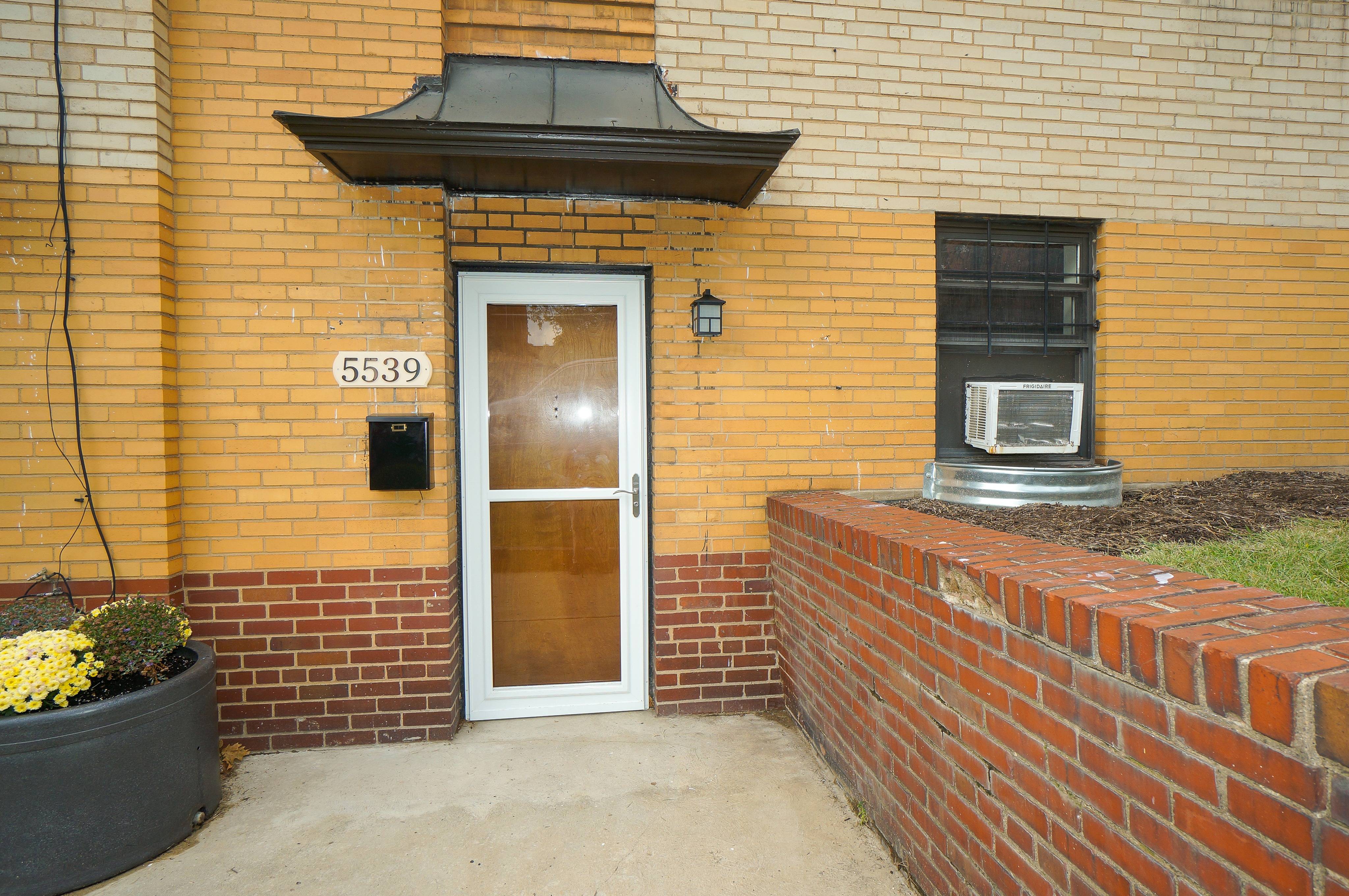 Squirrel Hill 1 Bed Apartment The Wendover Community