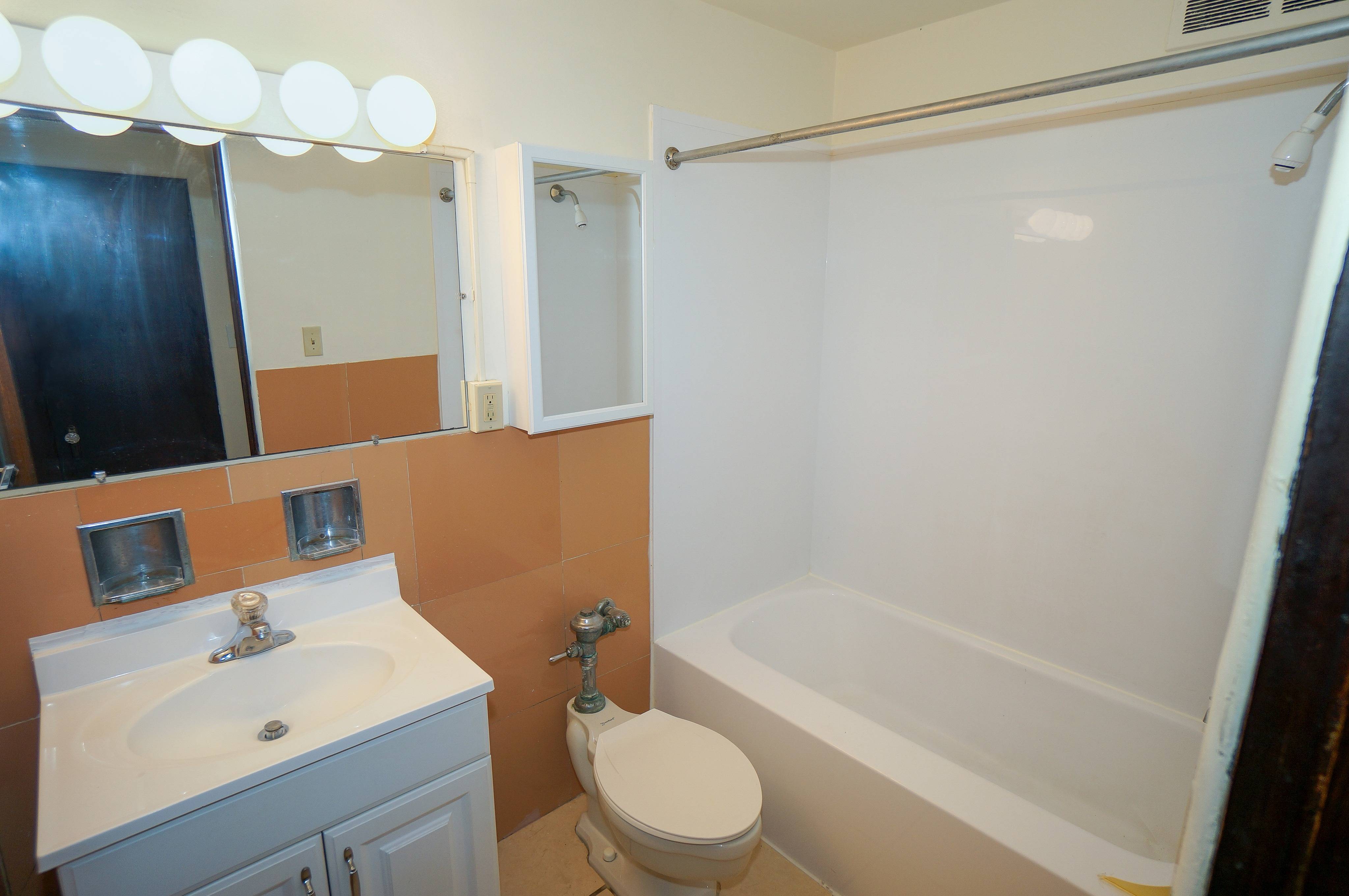 Squirrel Hill 1 Bed Apartment The Wendover Community