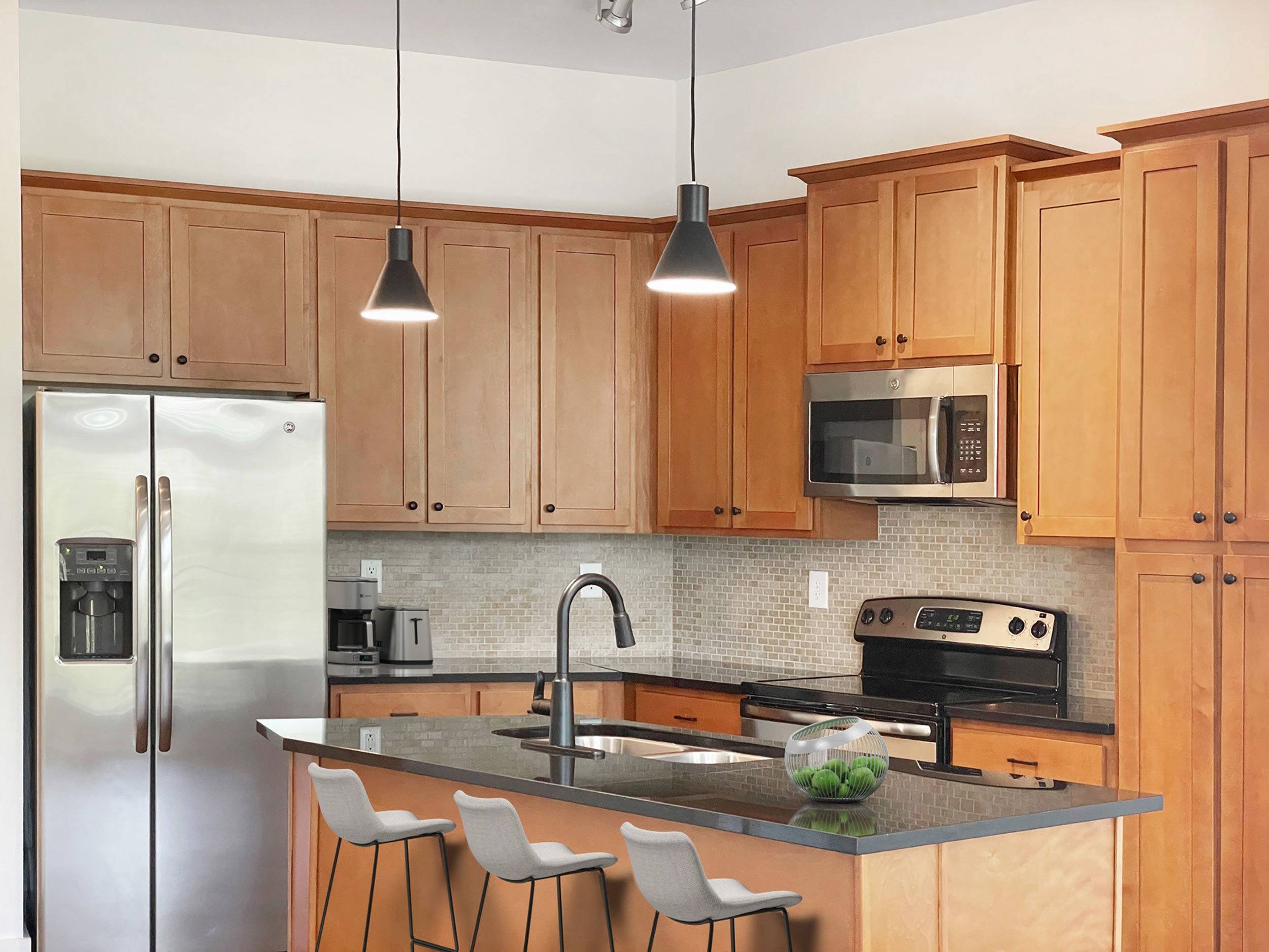 RA6 renovated kitchen | Apartments in Cary, NC | Lofts at Weston