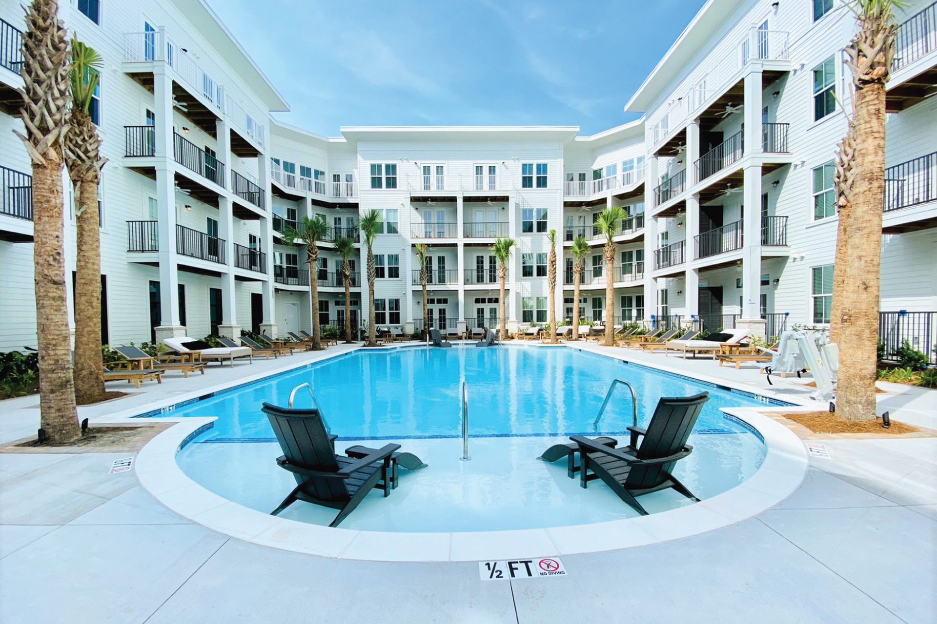 avalon resort style pool area | Avalon at James Island | Charleston Apartments
