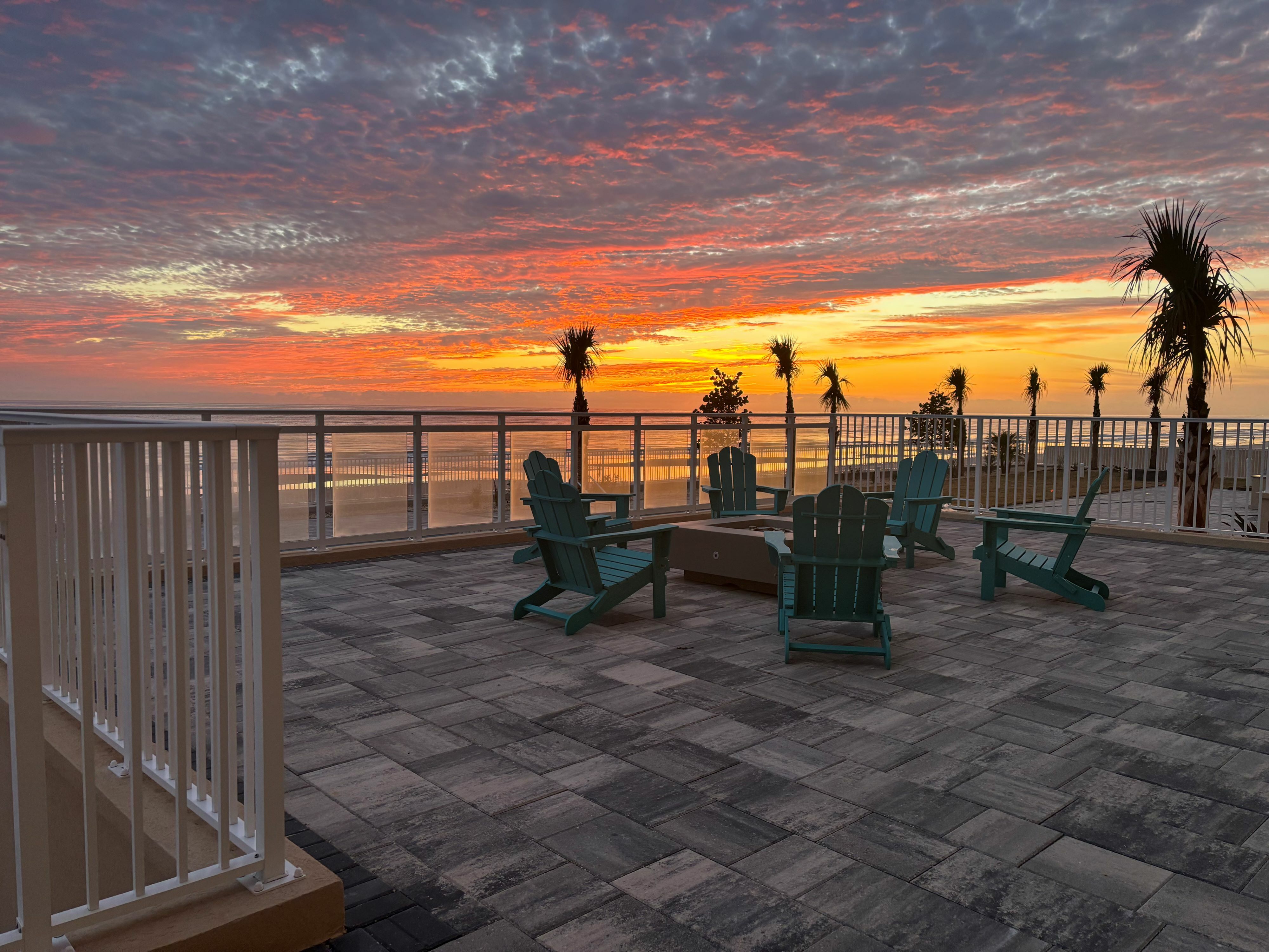 Oceanfront Oasis at Dawn