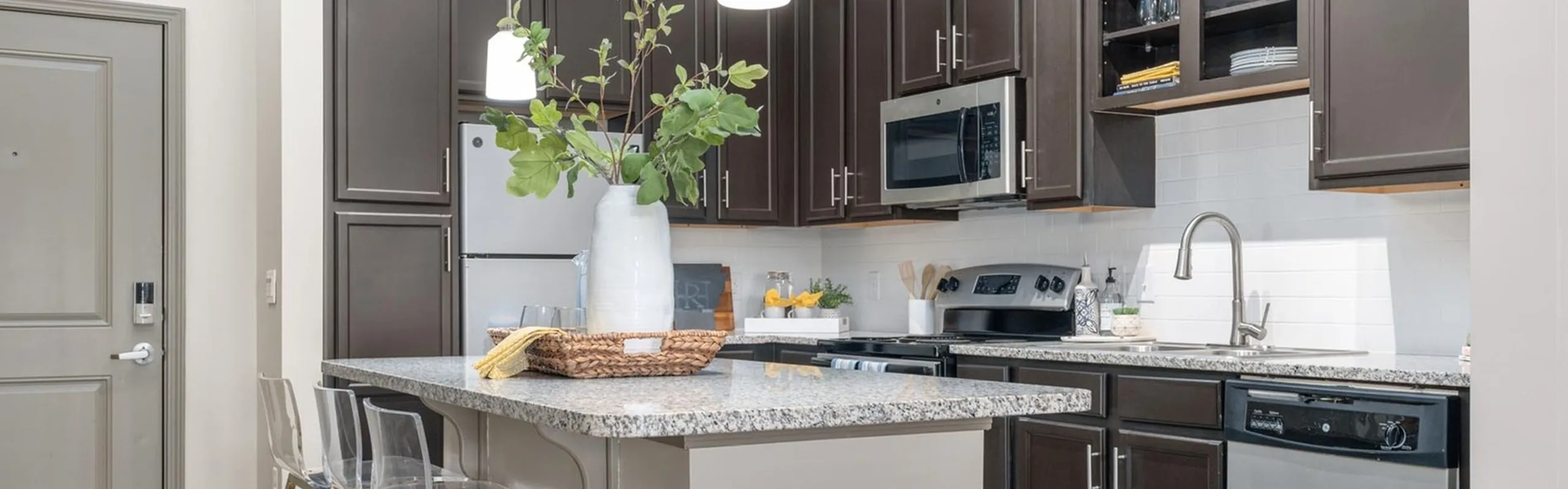 Island Kitchen at RiverHouse Apartments in Little Rock, AR