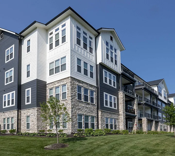 building exterior Encore Apartments Belton MO