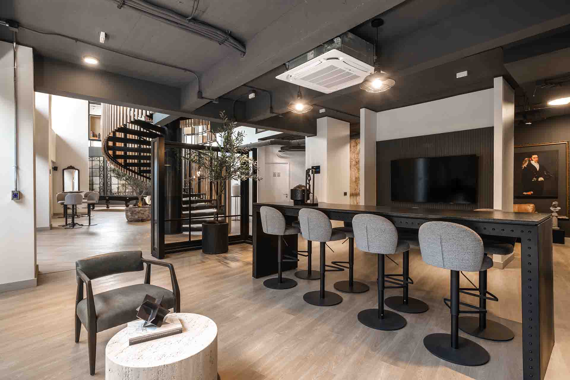 London Bar