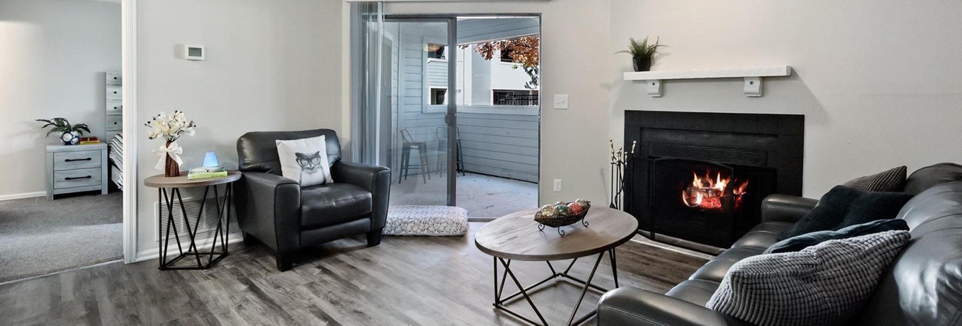 Cheyenne Crest Apartment Living Room