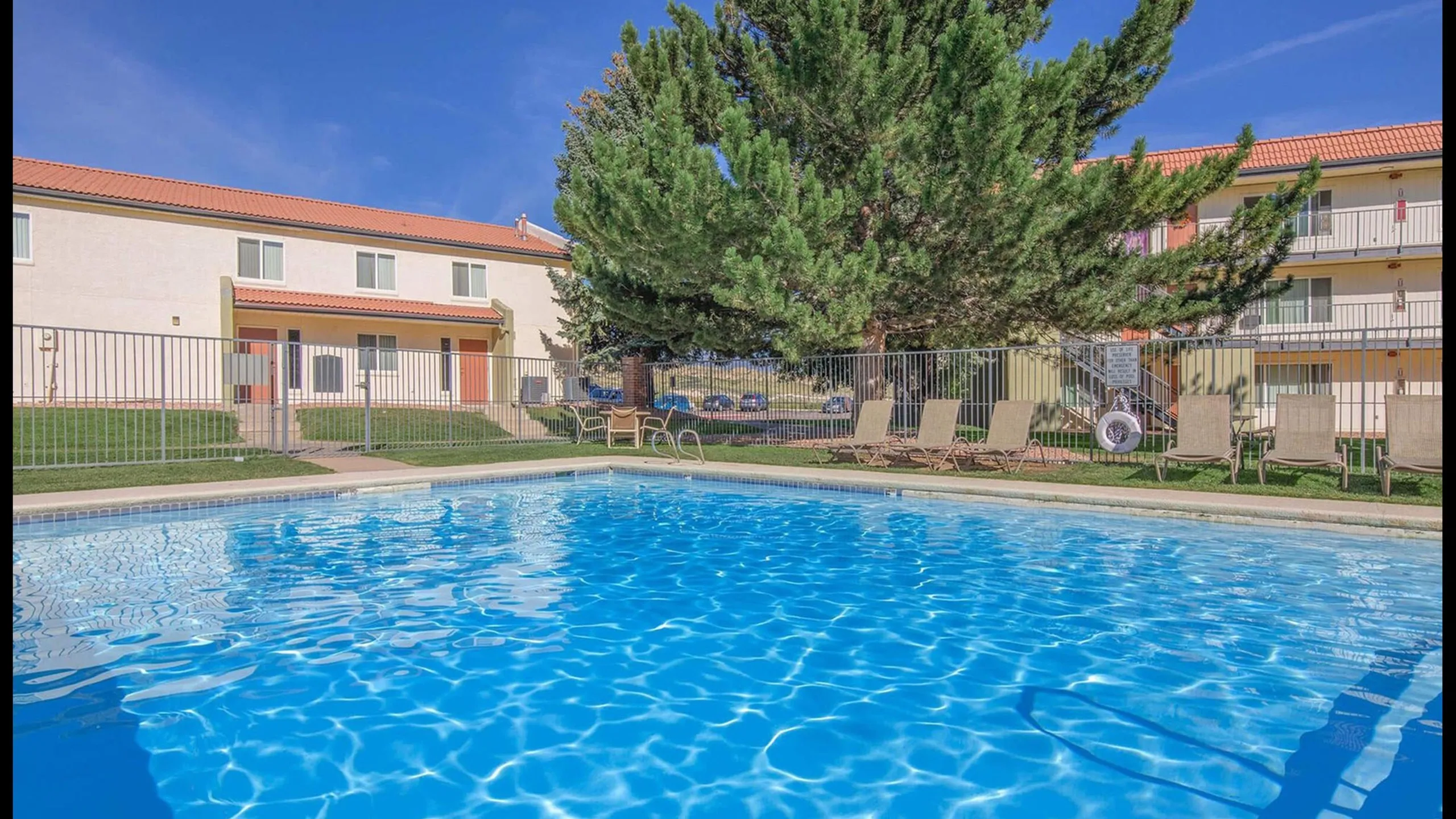 One of two pools at Altamira Apartments
