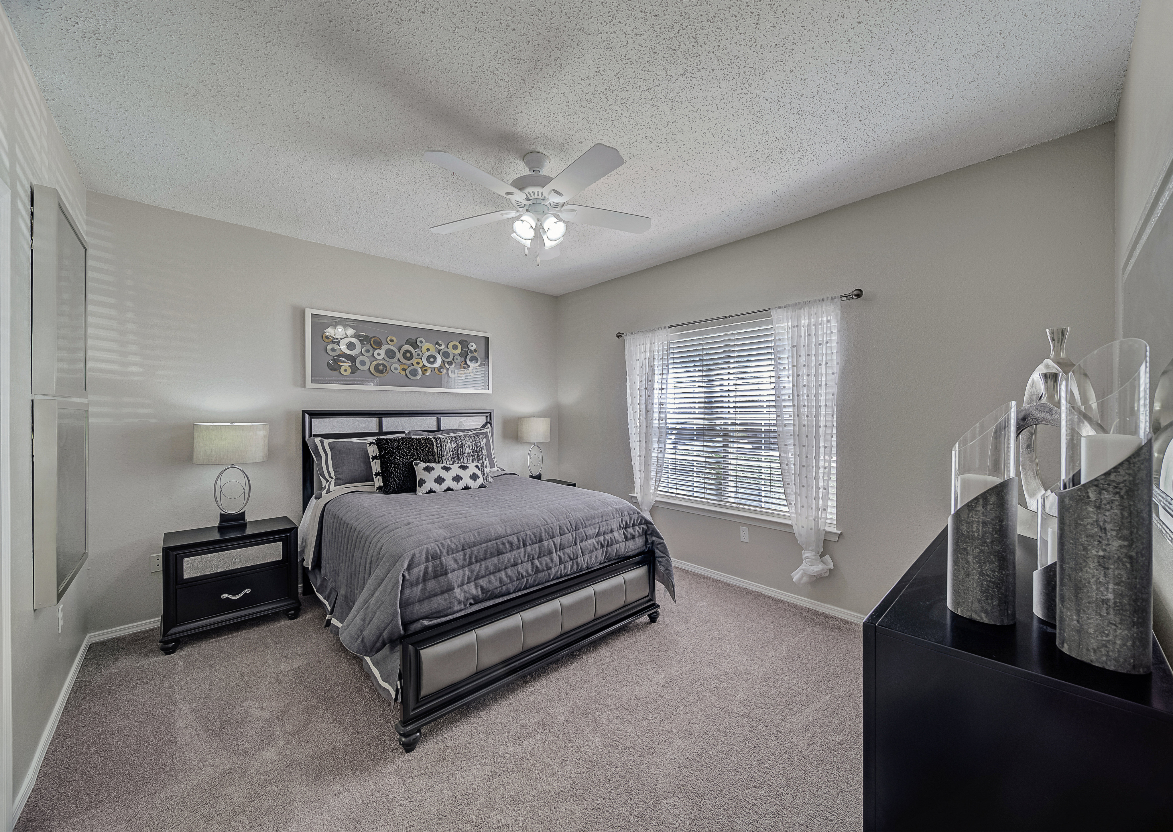 Verandah at Valley Ranch bedroom