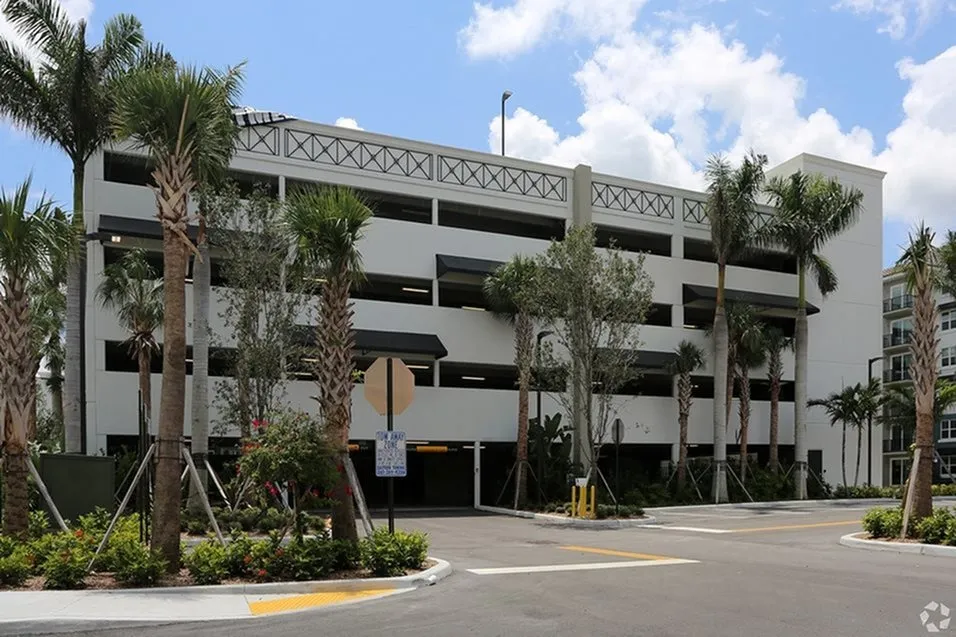 Parking garage