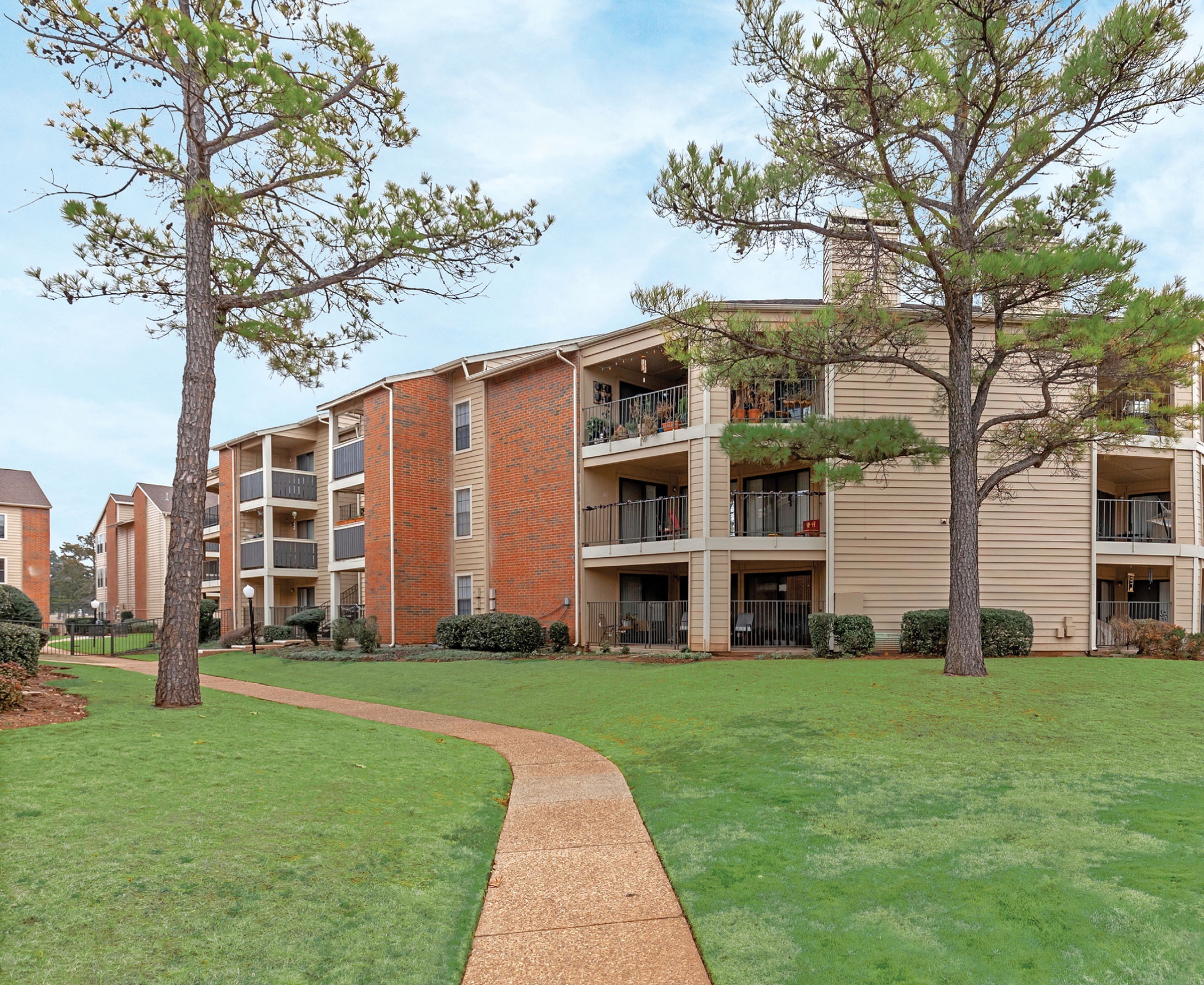 View Photos Copperfield Apartments