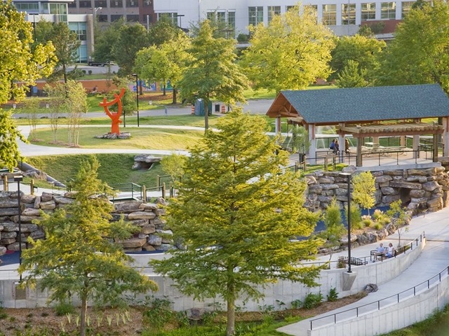 North Shore Riverwalk Park