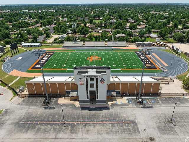 Putnam City High School