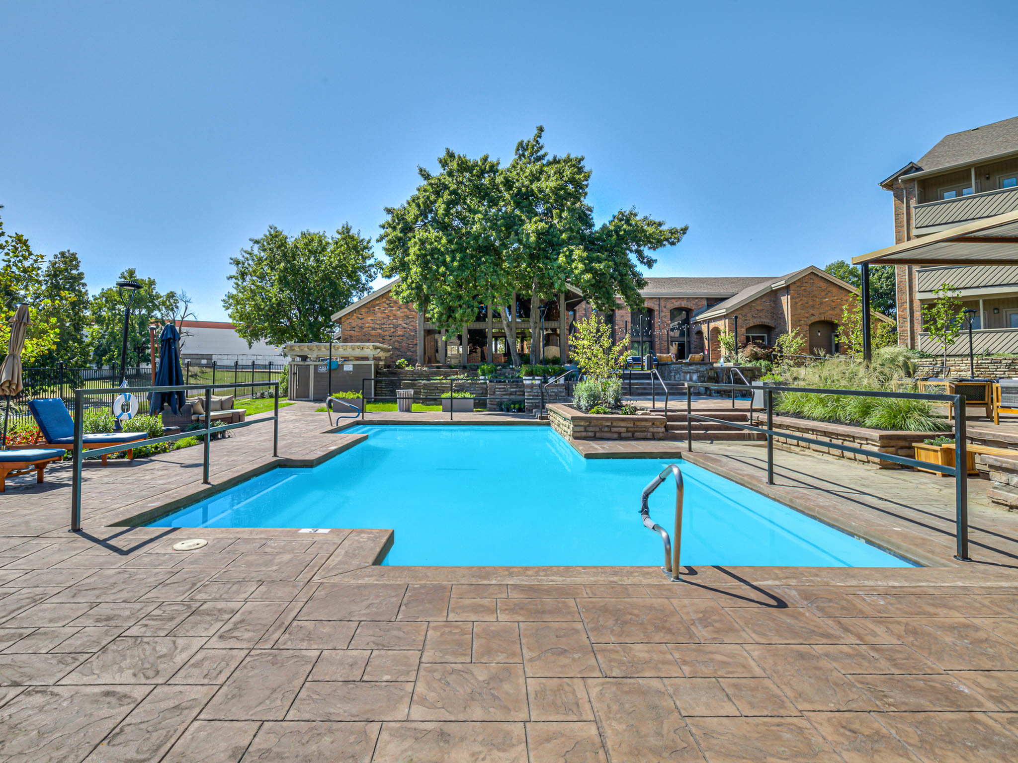 pool