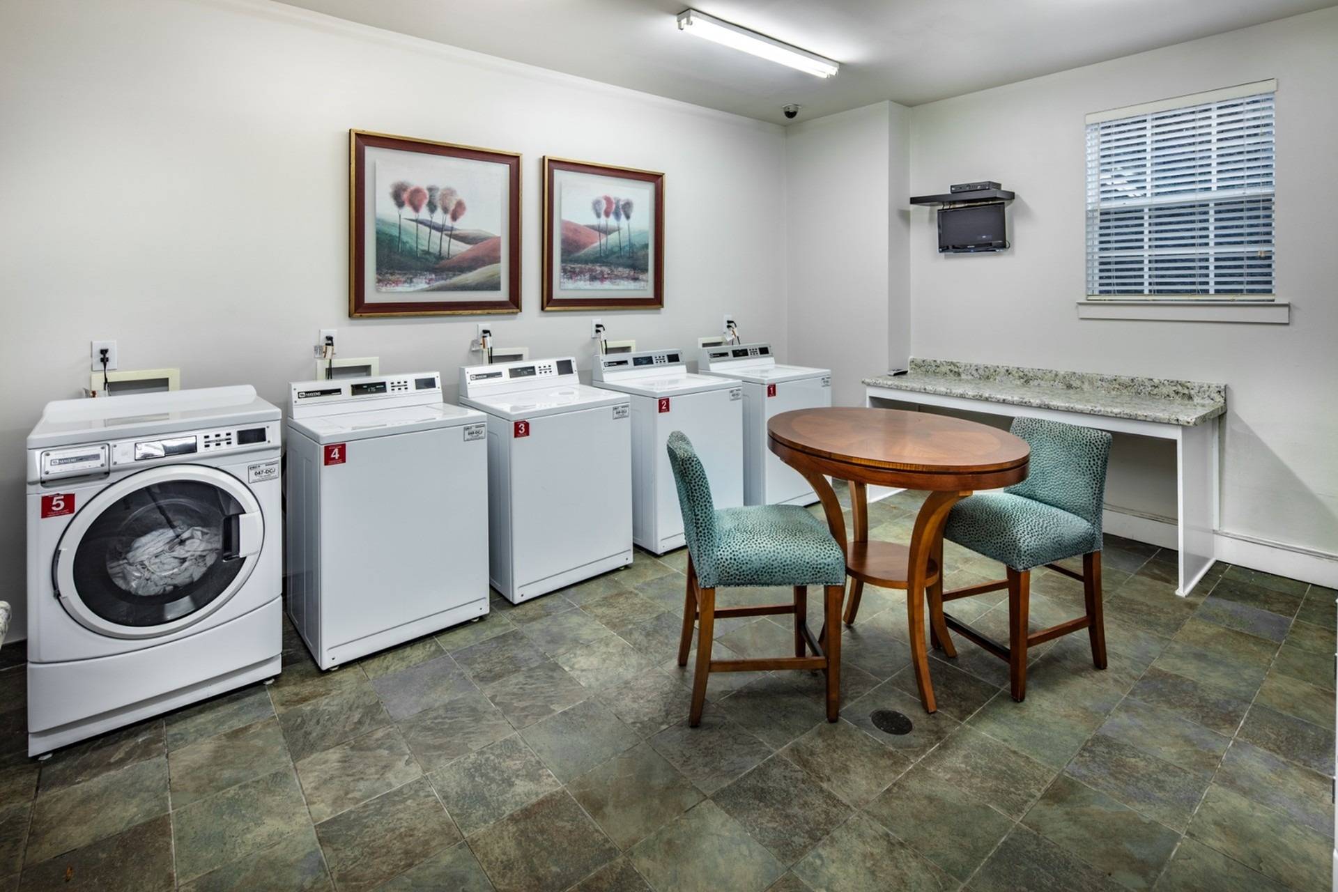 Laundry Center | Apartments in Cumming, GA | Summit Crossing