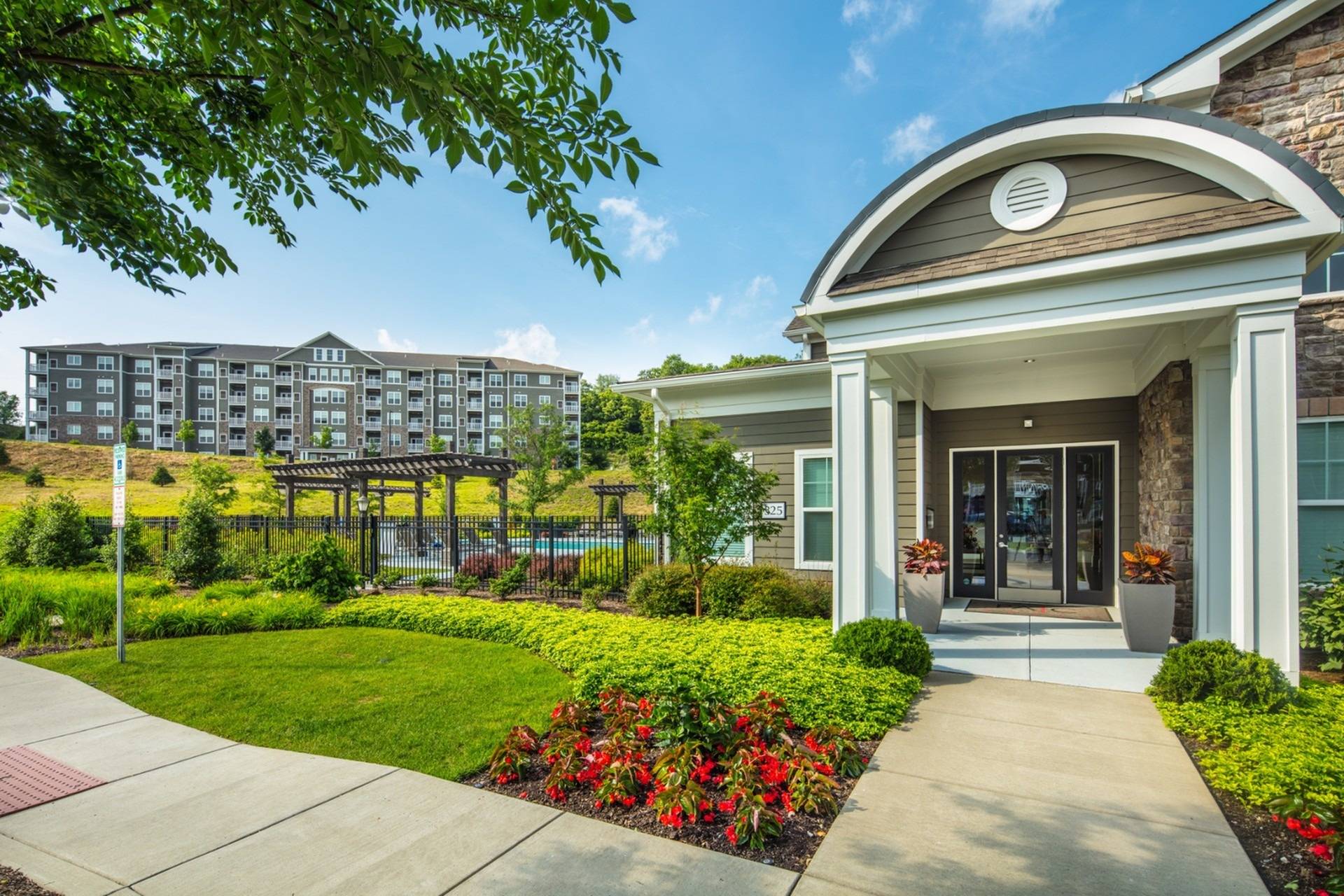 Leasing Center | Apartments in Pittsburgh, PA | City Vista