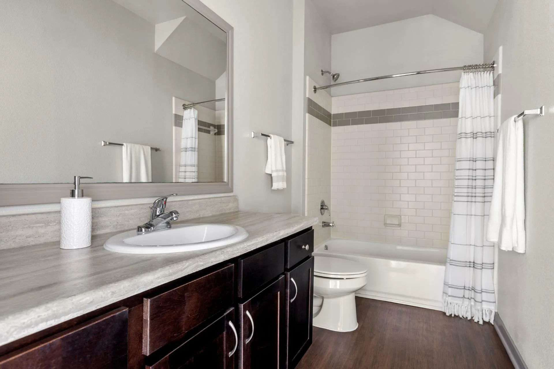 Bathroom | Apartments in Tomball, TX | Avenues at Northpointe