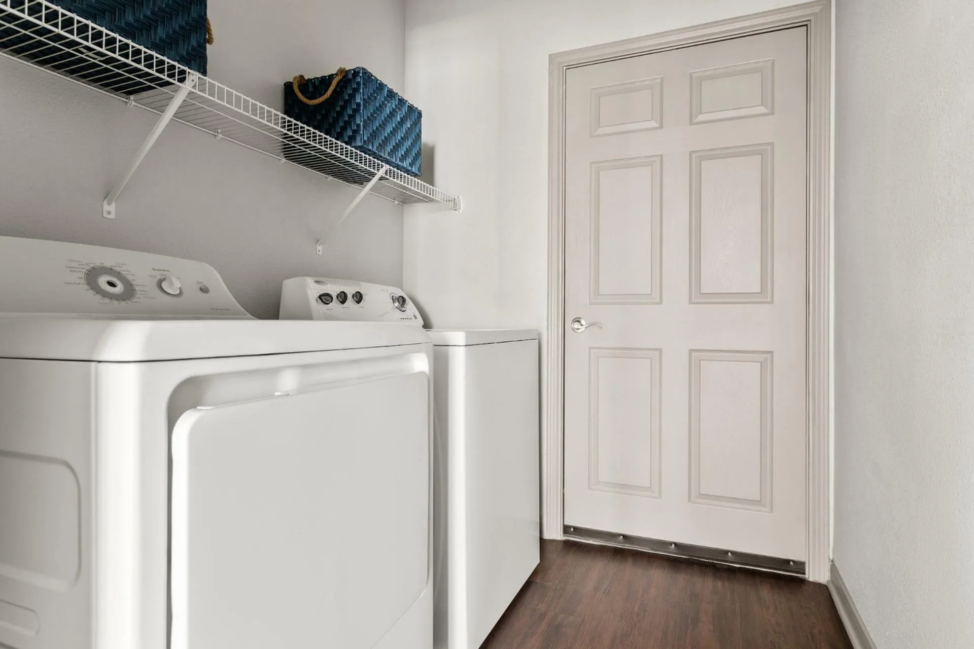 Laundry Room | Apartments in Tomball, TX | Avenues at Northpointe