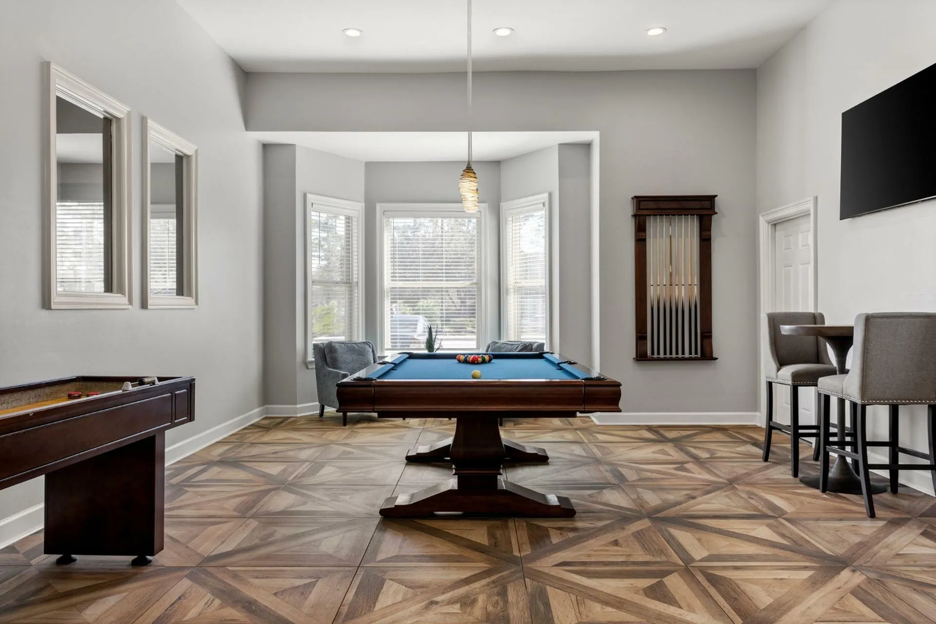 Lounge | Apartments in Tomball, TX | Avenues at Northpointe