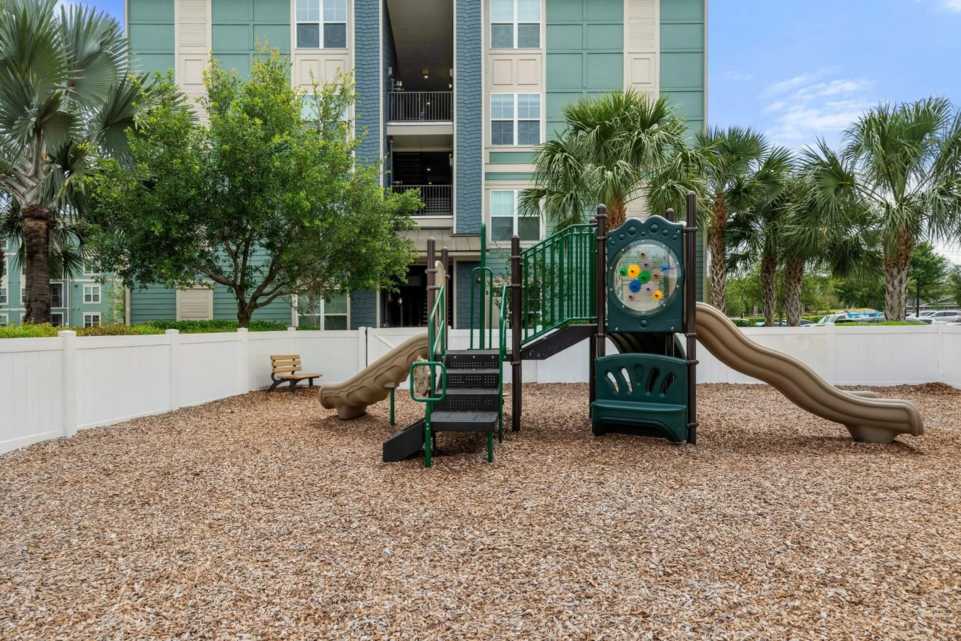 Playground | Citi Lakes | Orlando FL Apartments