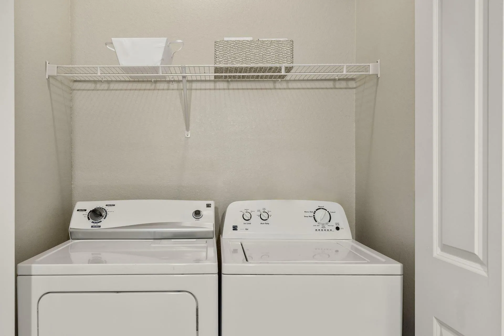 Laundry | Citi Lakes | Orlando FL Apartments