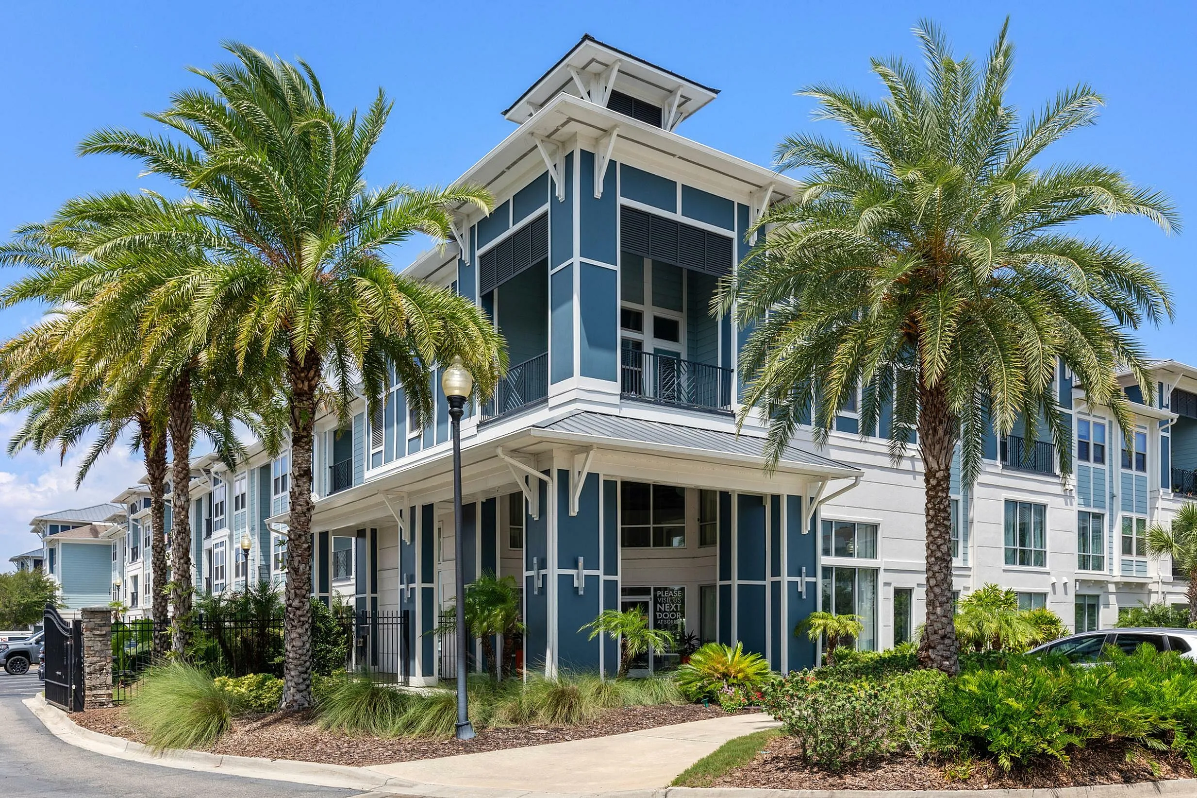 Leasing Center