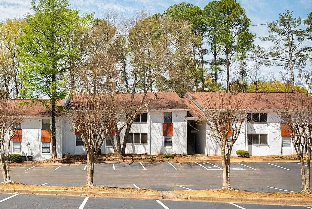 Jackson Brown Courts - Exterior View