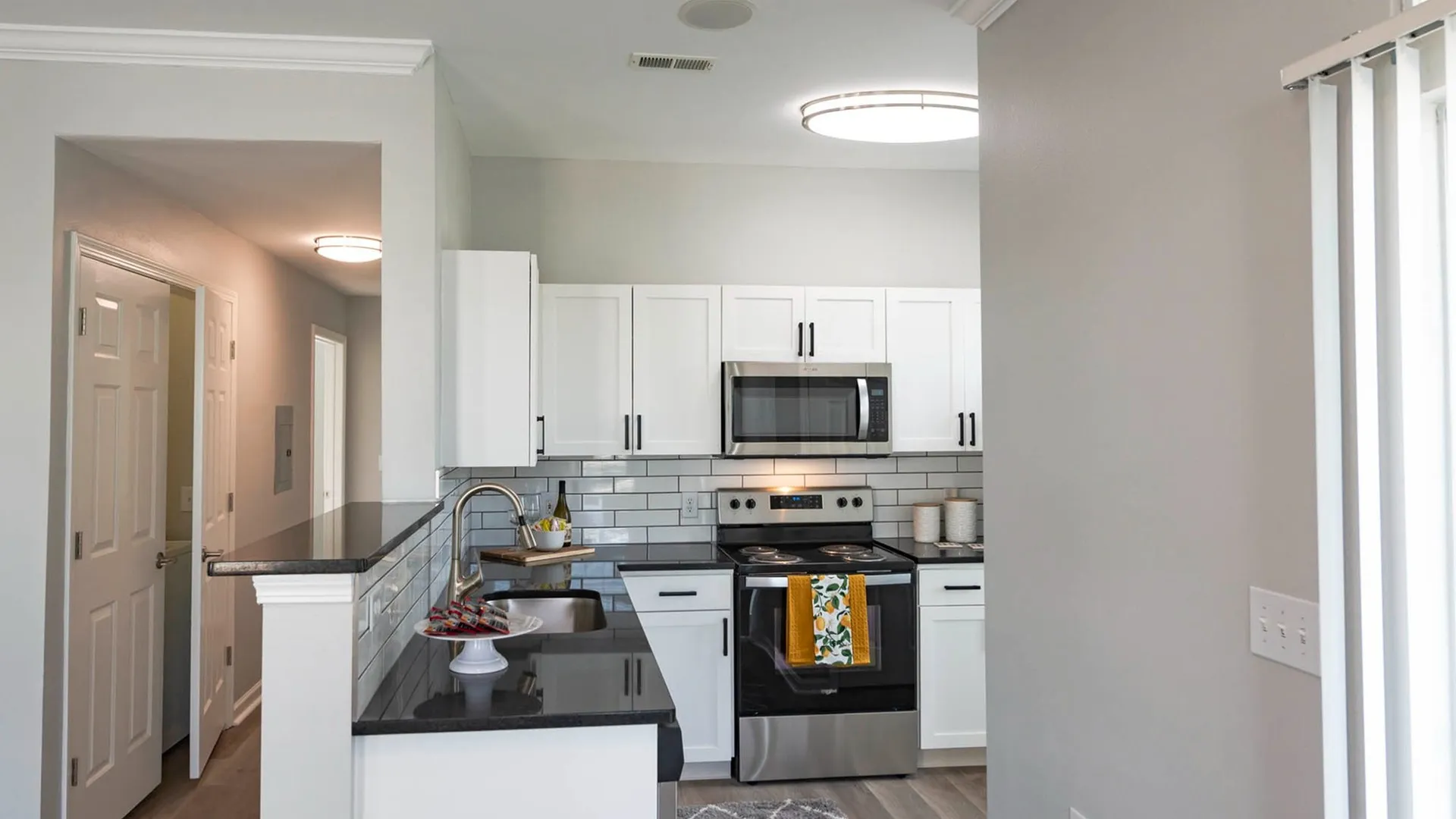Sugar Run at New Albany - Kitchen