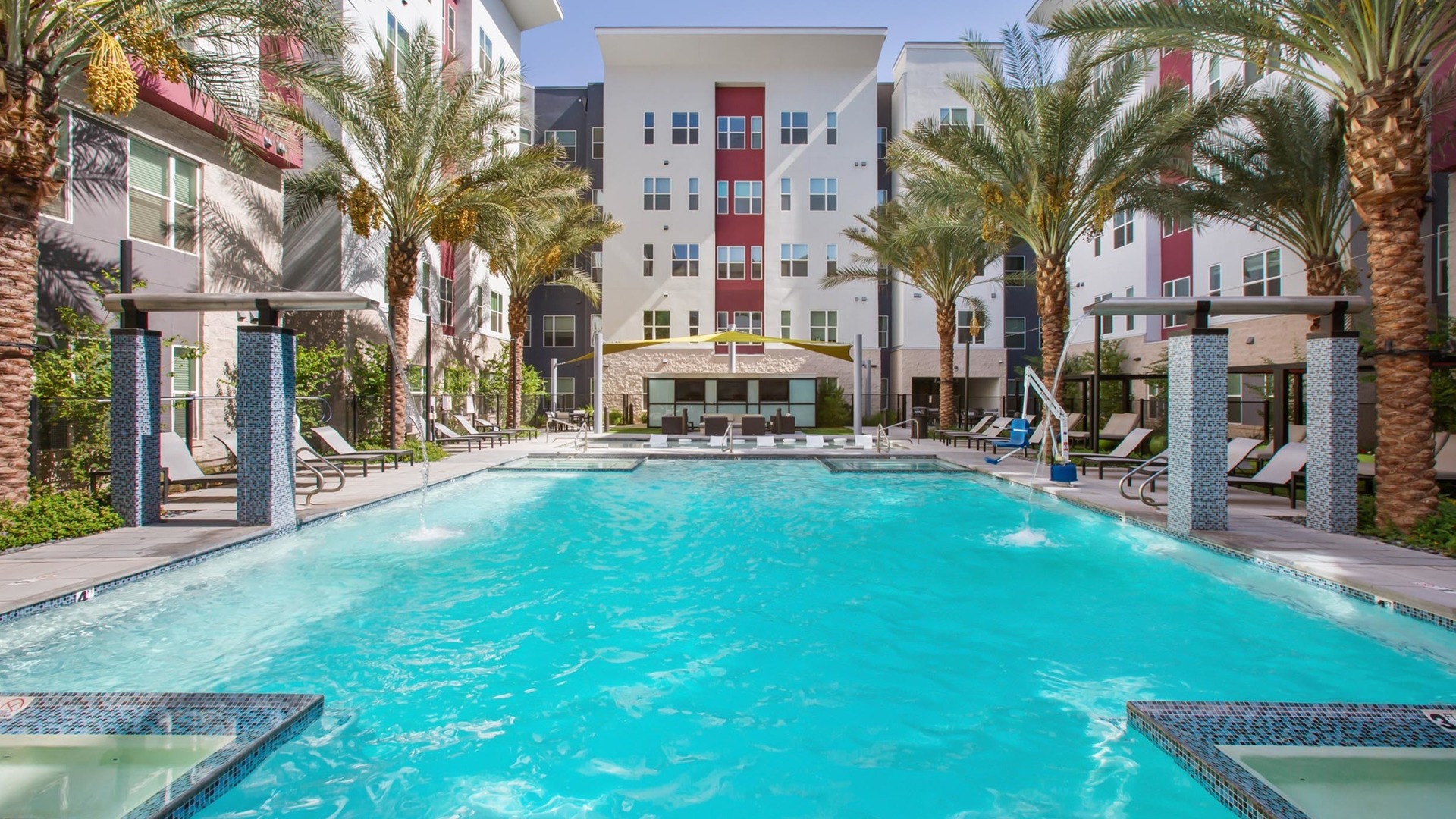 Nine20 Tempe Resort-Style Pool