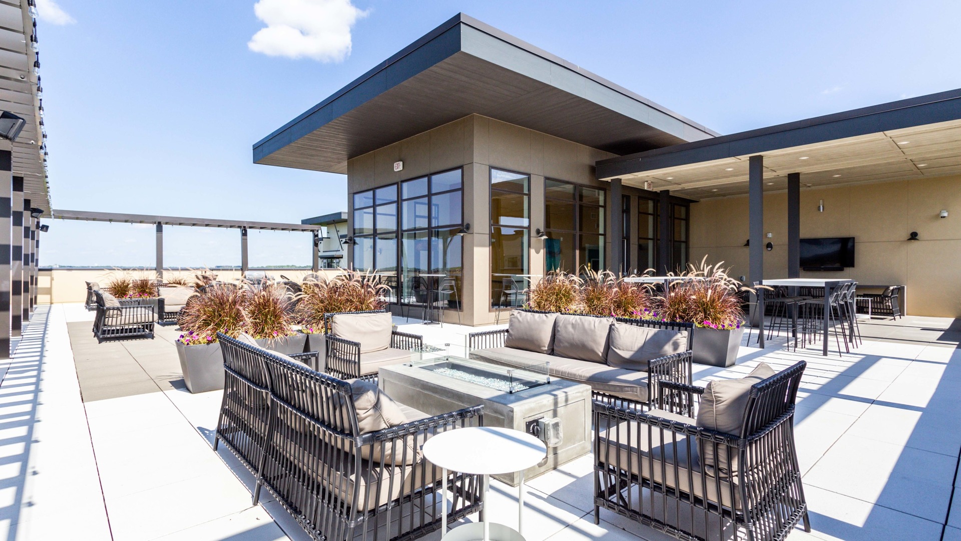 RiZE at Opus Park Rooftop Lounge