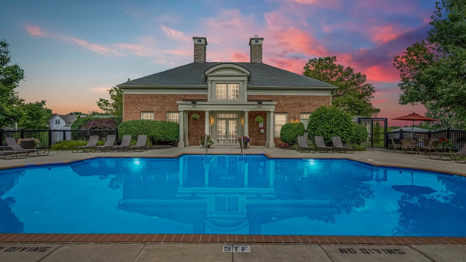 Heritage Green Pool