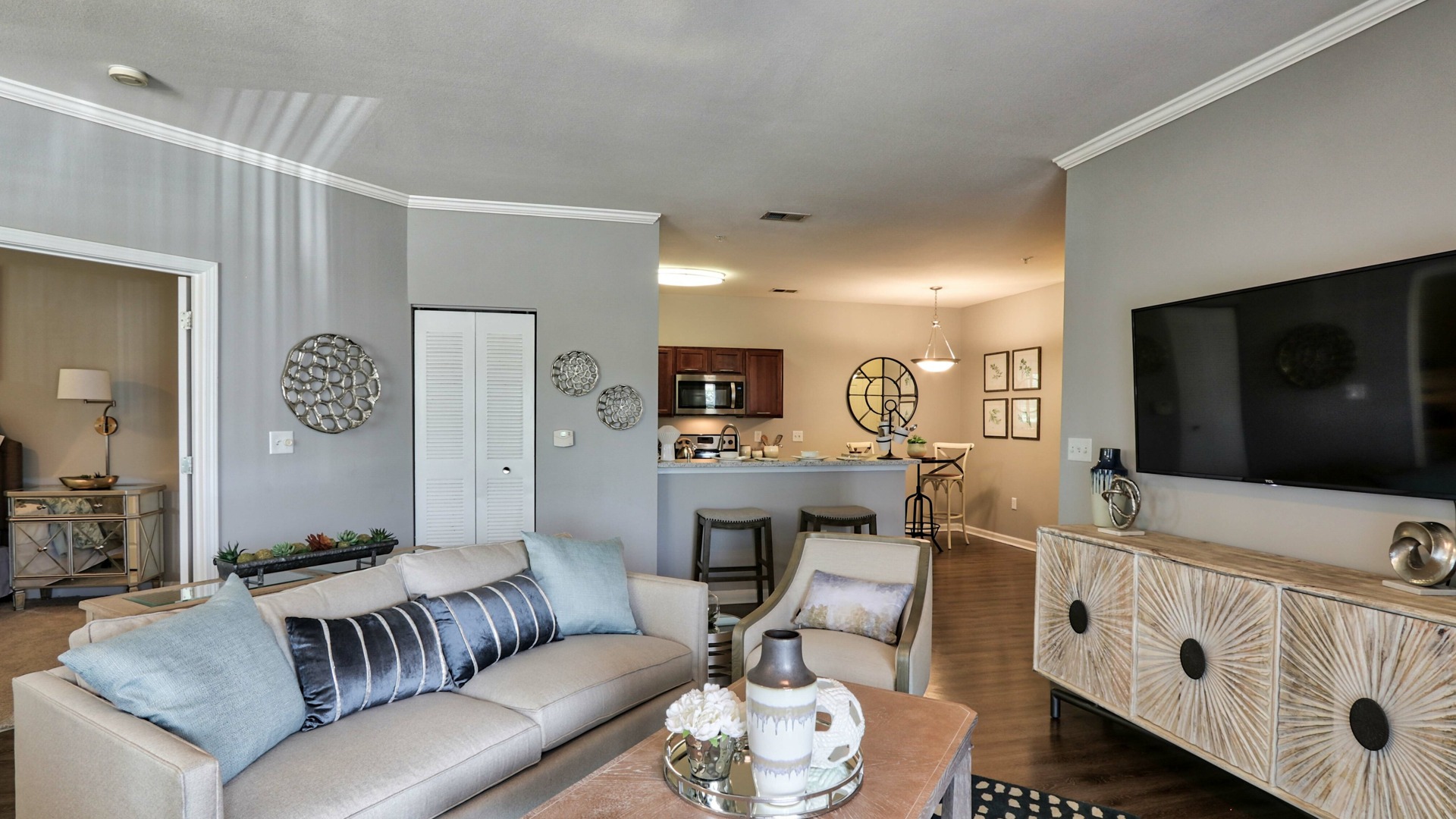 The Preserve at Forest Creek Living Room and kitchen