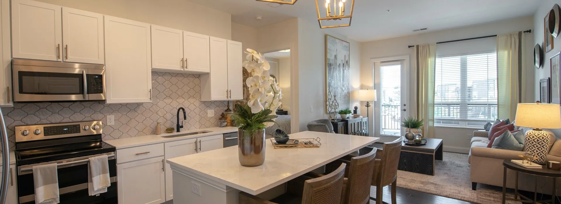 Luxe at The Highlands Living Room and Kitchen