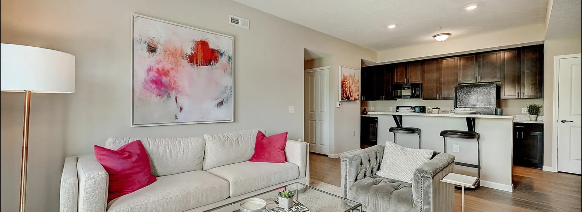 Madison House - Living Room and Kitchen