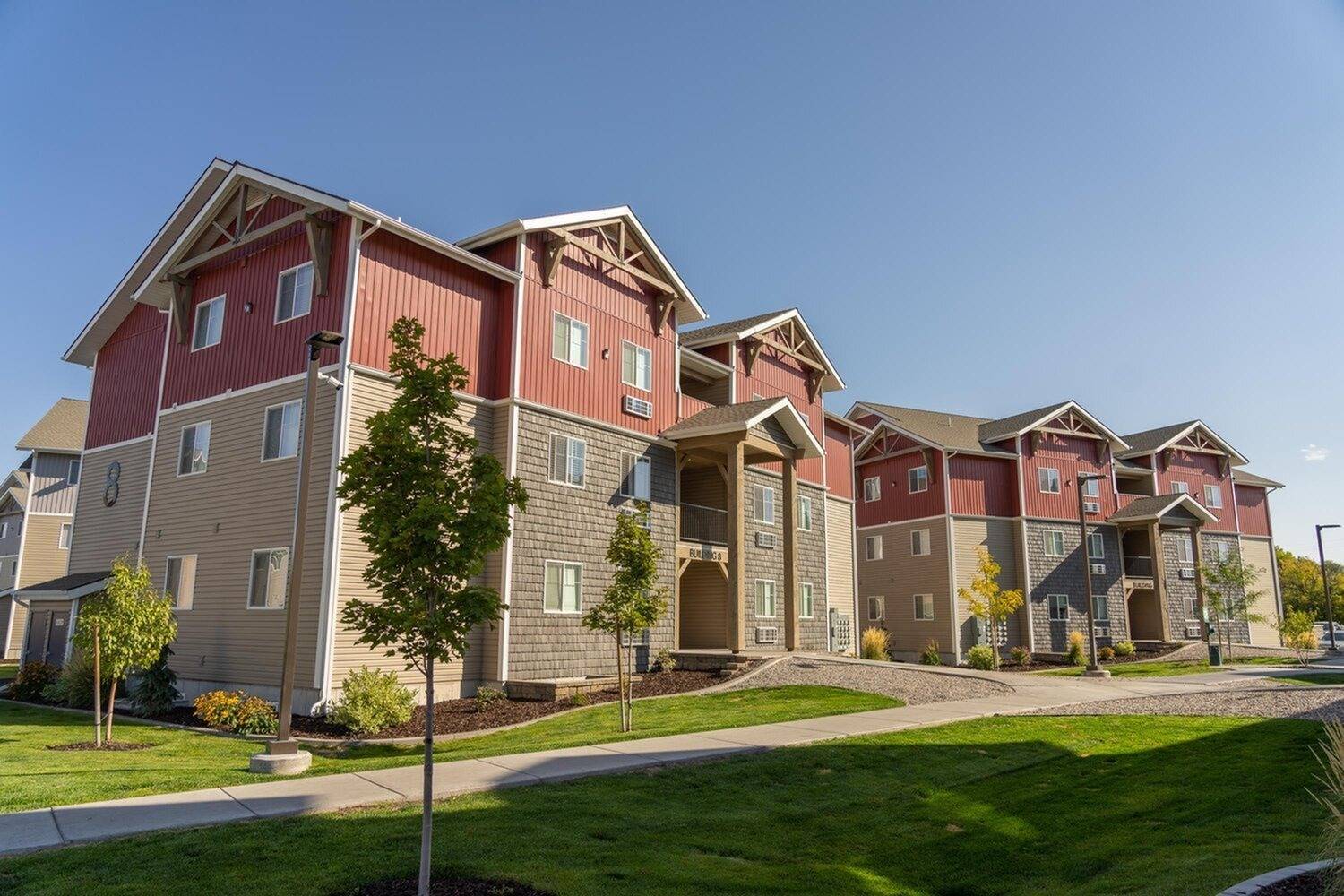 Providence Square apartment complex in Rexburg Idaho. learn about Providence Square married apartments