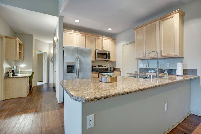 View Photos & Take A Virtual Tour | The Villas at Kennedy Creek Apartments