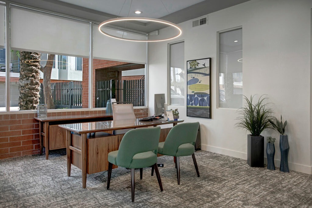 Apartments In Central Phoenix Pavilions on Central