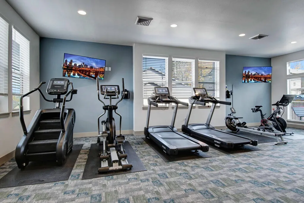Fitness Center | Apartments for Rent in Tualatin Oregon | River Ridge