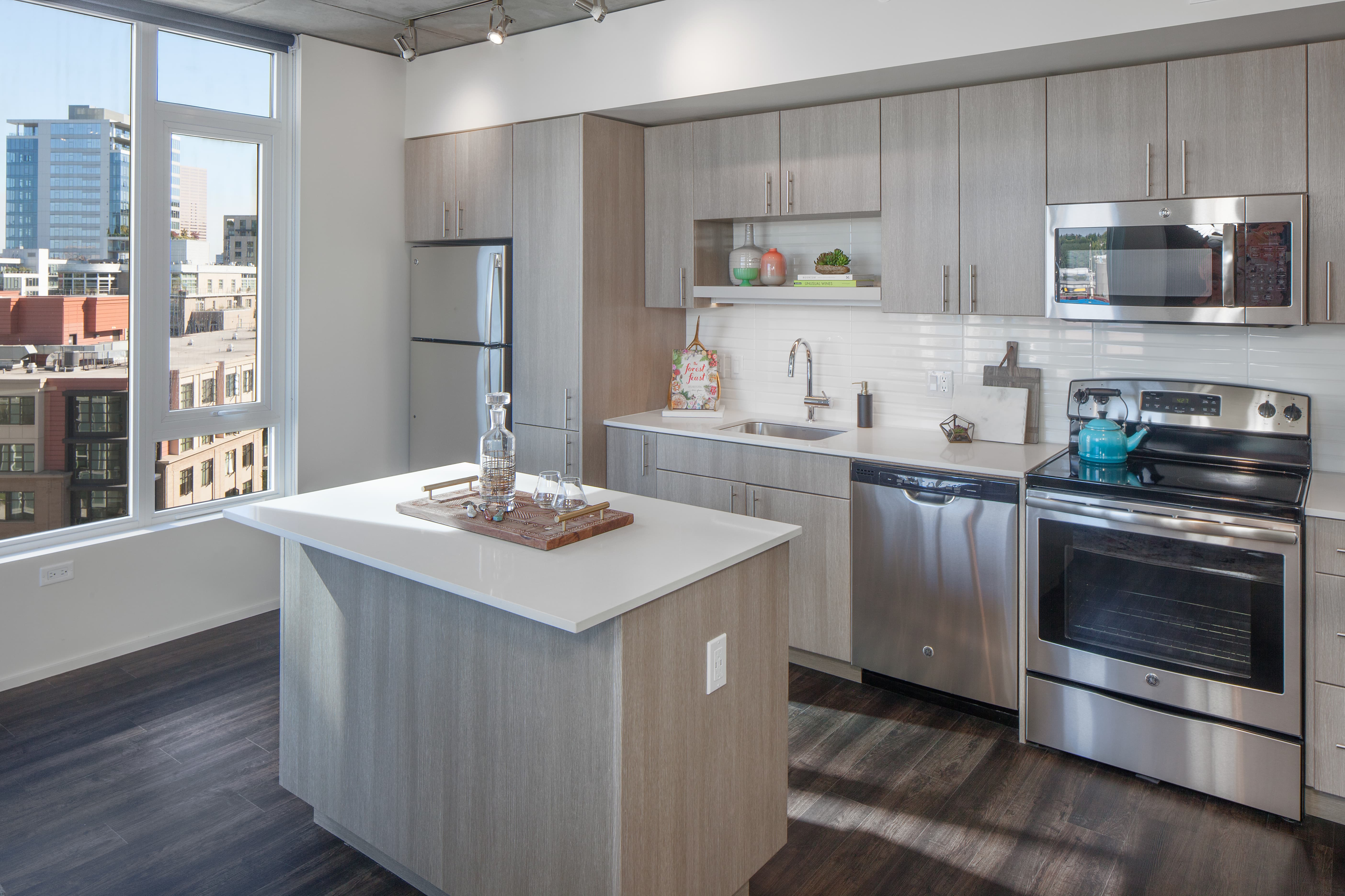 NV Kitchen with Quartz Countertops