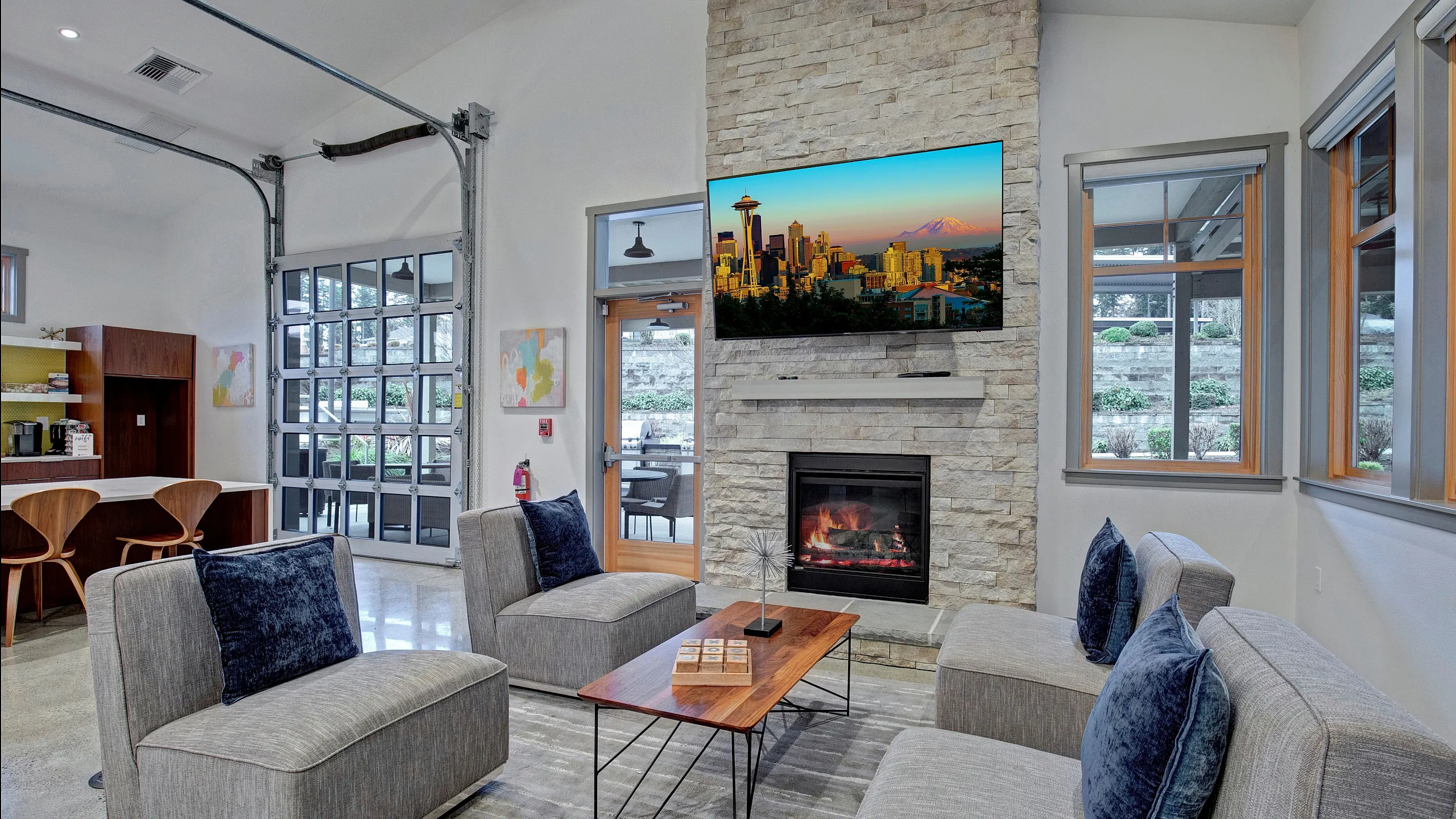 Fire Place & TV | The Marq on Martin Apartments
