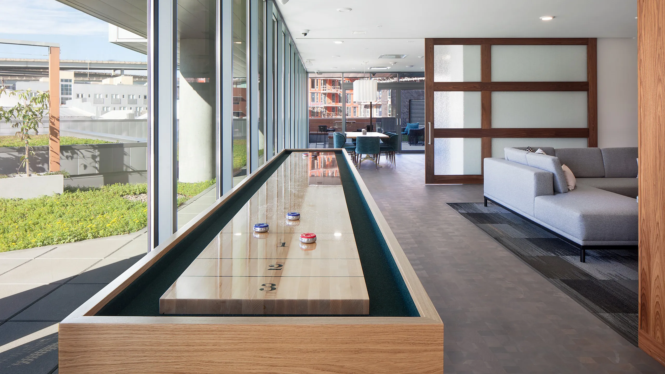 NV shuffleboard table