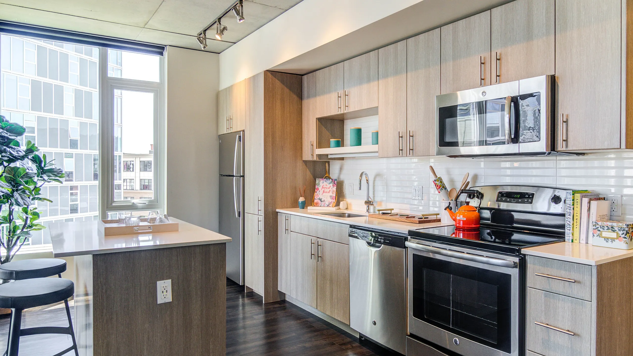 NV unit kitchen