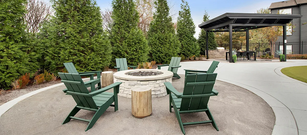 Outdoor fireplace