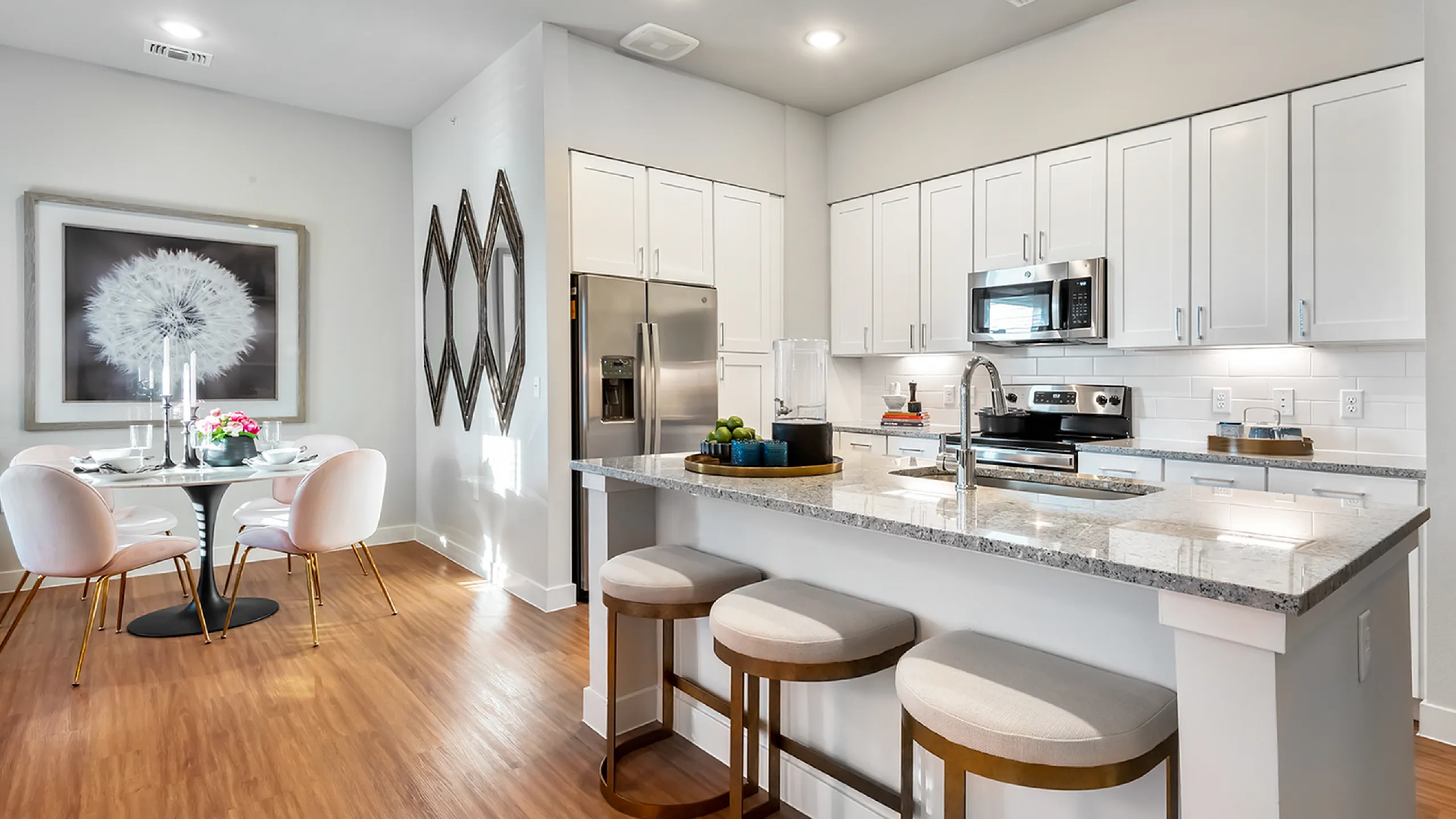 Kitchen | Brightleaf at Lakeline Apartments