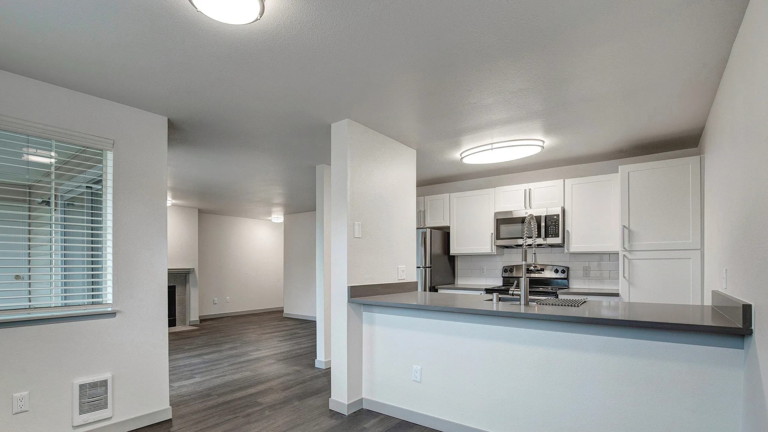 Kitchen | Charter Club Apartments